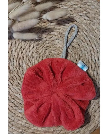 Fleur de douche rouge terracotta