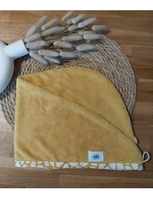 Serviette cheveux jaune