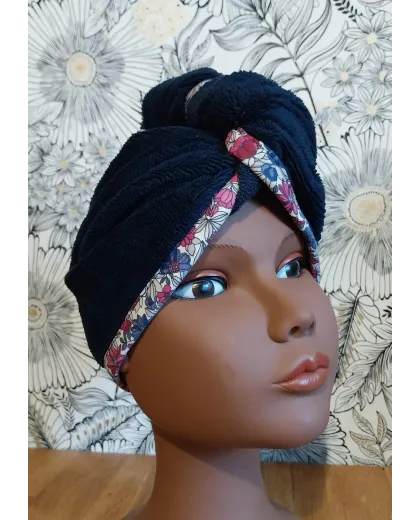 Serviette cheveux bleu marine