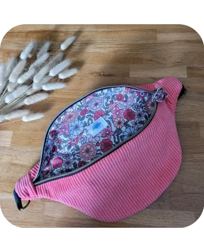 Sac banane en velours fuchsia